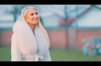 Cretan Daiana – Mai lasa-ma Doamne un pic pe pamant (Originala 2022)