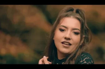 Elena Mihuta – Am sa scriu pe cer (Originala 2022)