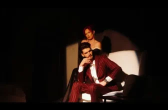 Edward Sanda – Zici Ca Ai Copilarit La Roma