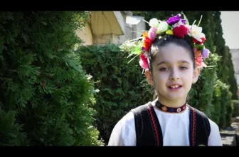 Teo Dantausa – Sunt o fata seineanca 2019