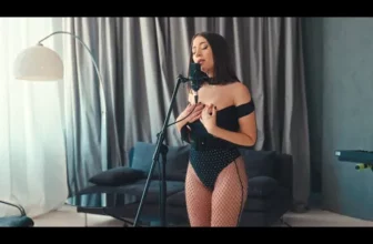 Nicole Cherry – Ce vrea o femeie (Piano Session)