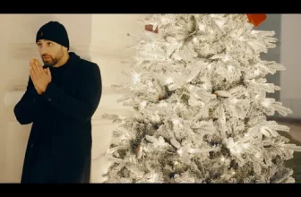 Alessio – Craciun printre straini